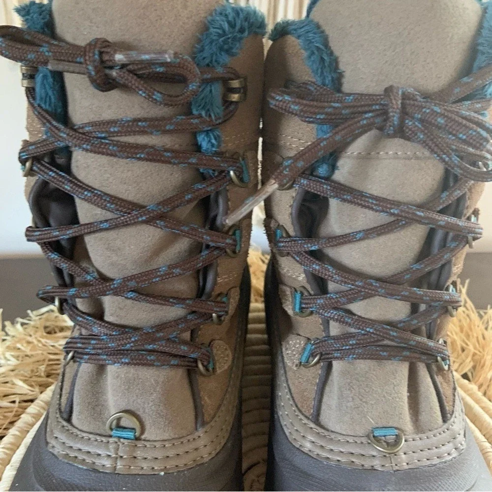 THE NORTH FACE Women's Chillkat III Waterproof Lace Up Winter Boots Size 6.5